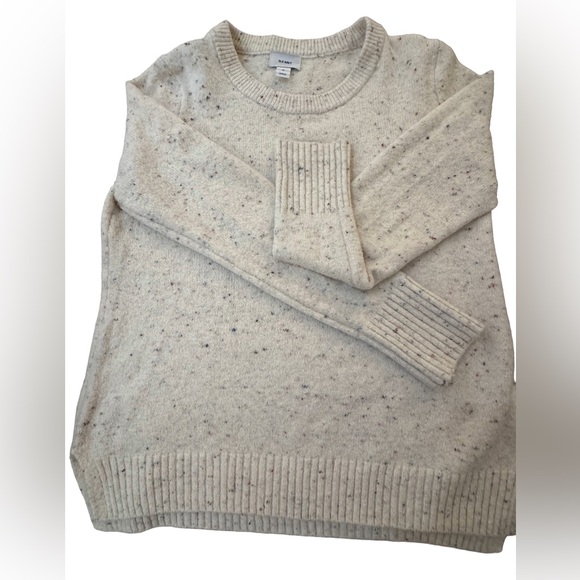 Medium old navy sweater EUC - Picture 2 of 2